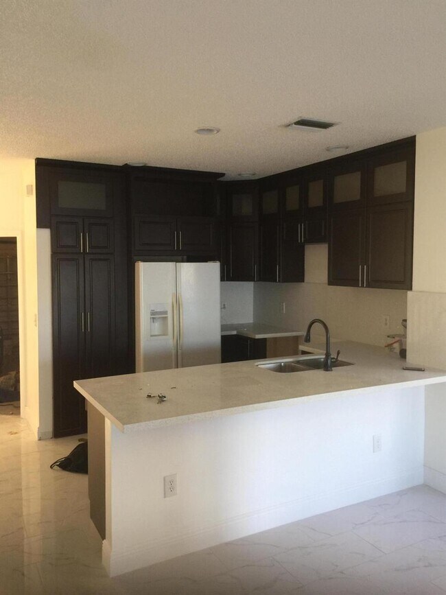Photo - 401 SW 120th Ave