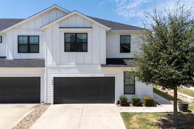 Building Photo - 252 Fieldwood Dr Unit D Rental