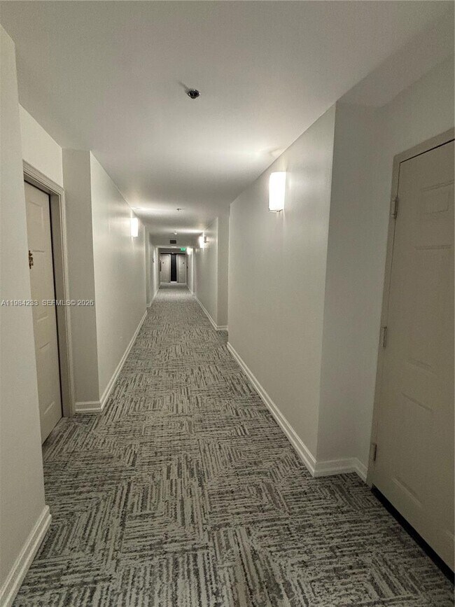 Photo - 2665 SW 37th Ave Unidad 1204