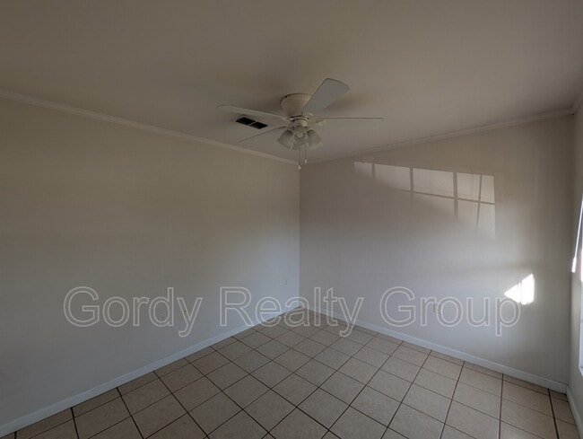 Photo - 3137 Redbud Ln