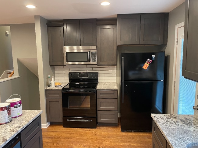 Photo - 9914 England Dr