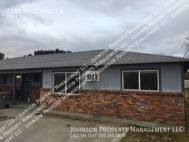 Photo - 2415 Hillcrest Ln Apartamento