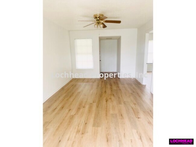 Photo - 1 bedroom duplex in Dallas!