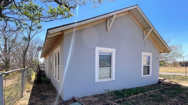 Photo - Charming 2BR/1BA Corner Lot Home with Shop & Fenced Yards