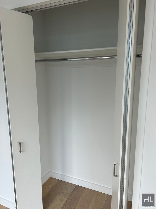 Photo - NORTHERN BOULEVARD Unidad 6G