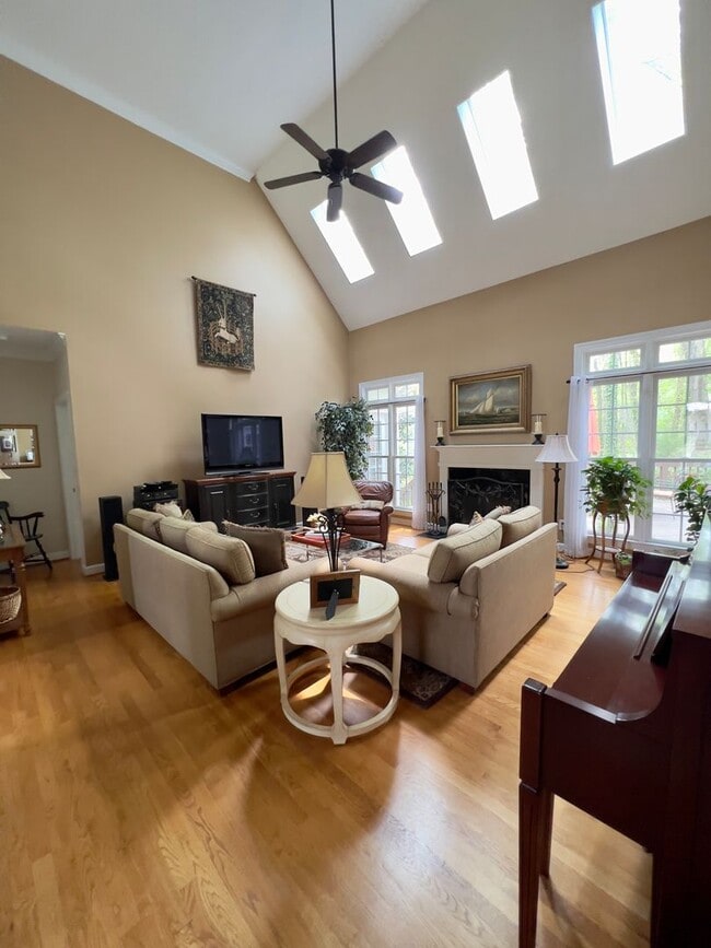 Photo - Stunning 5 bedroom 3 bath Carrboro Home with Fenced Yard and Hot Tub!