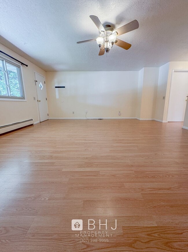 Photo - UTILITIES INCLUDED! Large 3 bed/ 1.5 bath on Demple Street