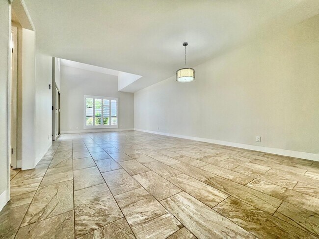 Photo - AVAILABLE NOW! 2 Bedroom / 2 Bathroom Cond...