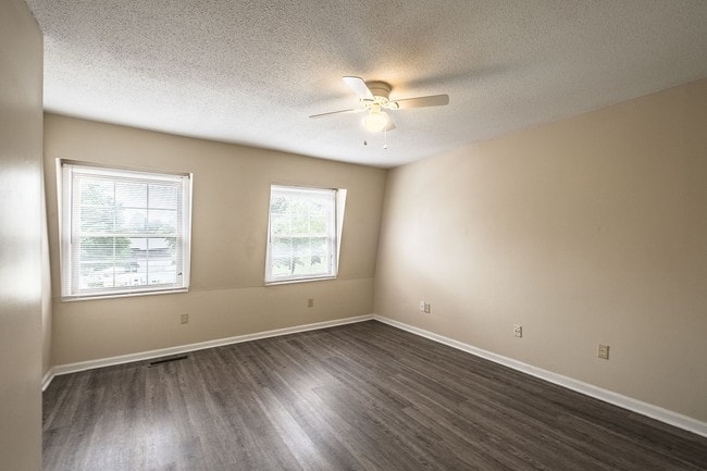 Photo - Park View Apartments