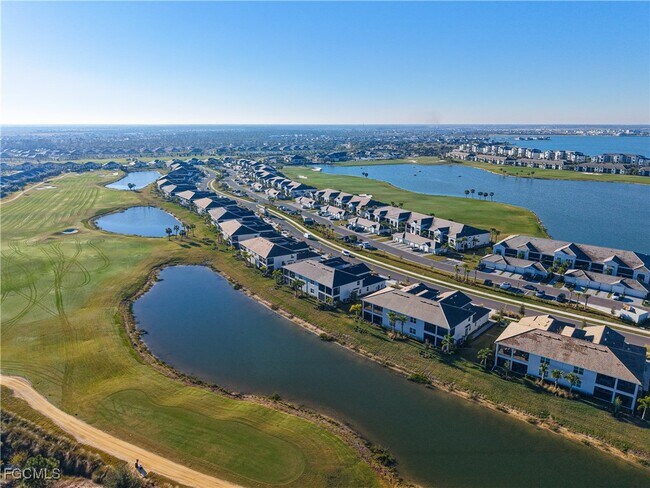 Photo - 15903 Grassland Ln Unidad 4411