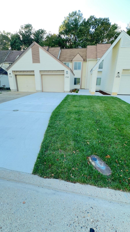 Photo - 732 Hecate Dr