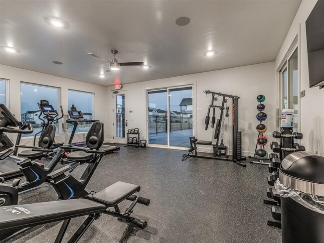 Photo - 2633 Crescent Ave