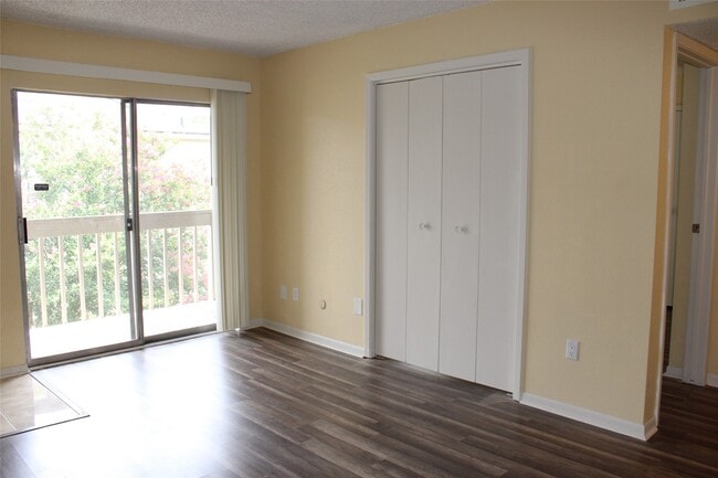 Photo - 3919 Fairmont Pkwy Unit 200