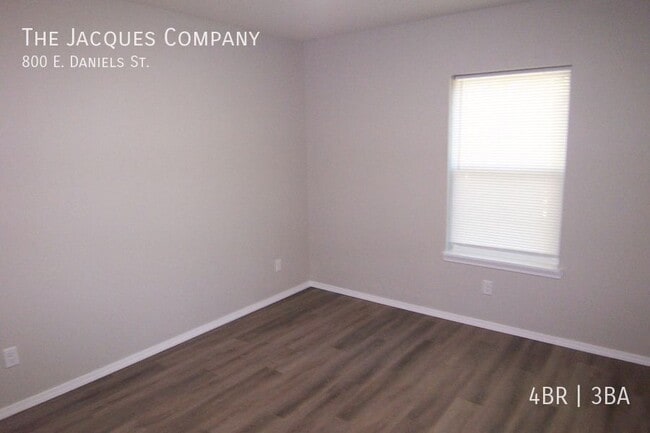 Photo - 800 E Daniels St