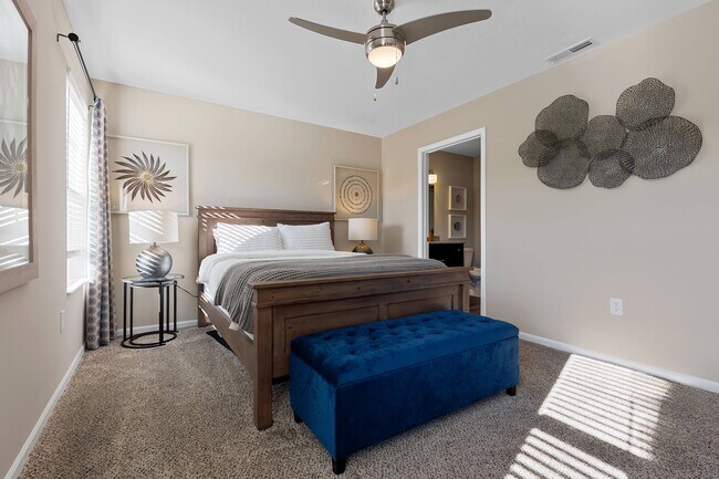 Photo - Redwood Brownstown Telegraph Sibley Road