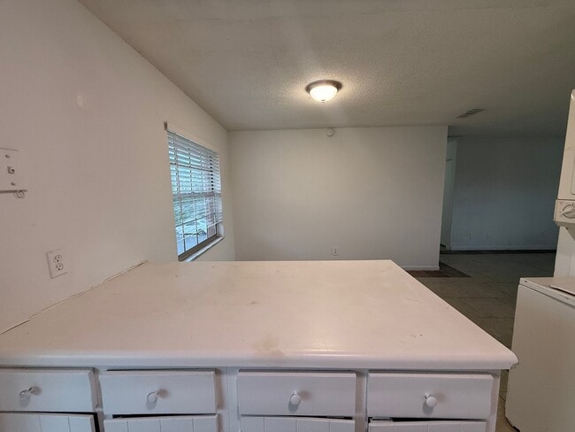 Photo - 1667 Weston Oaks Dr Unit D