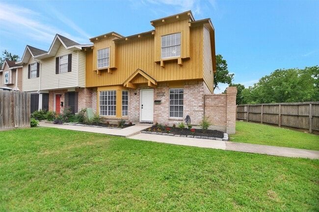 Photo - 3826 Willow Springs Ln