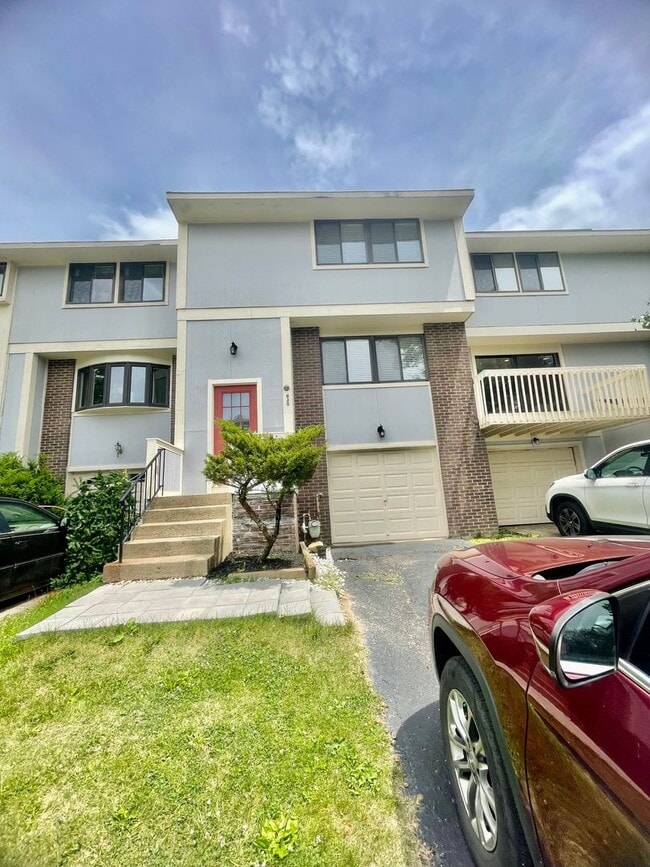 Building Photo - 3 bed- 1.5 Bath- Bridgeville Pa