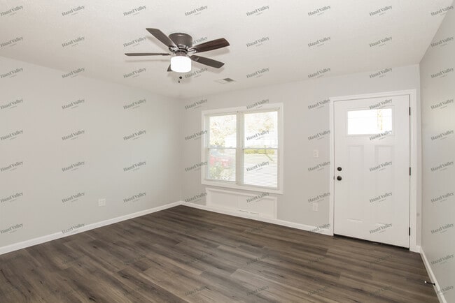 Photo - 3119 Deshler Dr