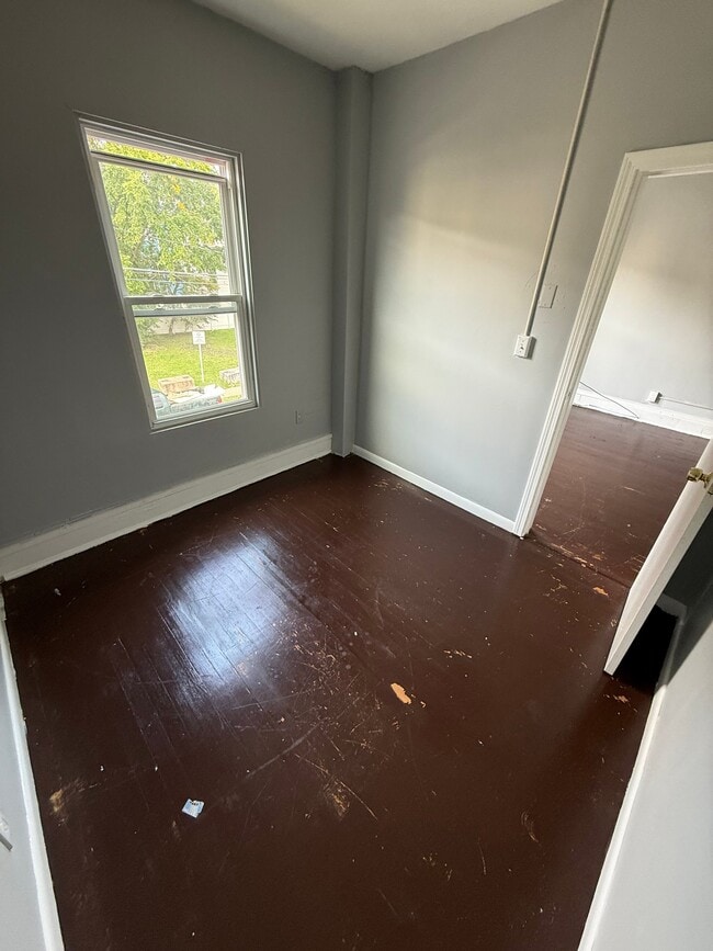 152-154 Brook St Unit 1