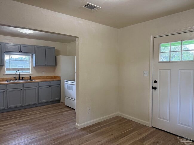 Photo - 1416 N 6th Ave