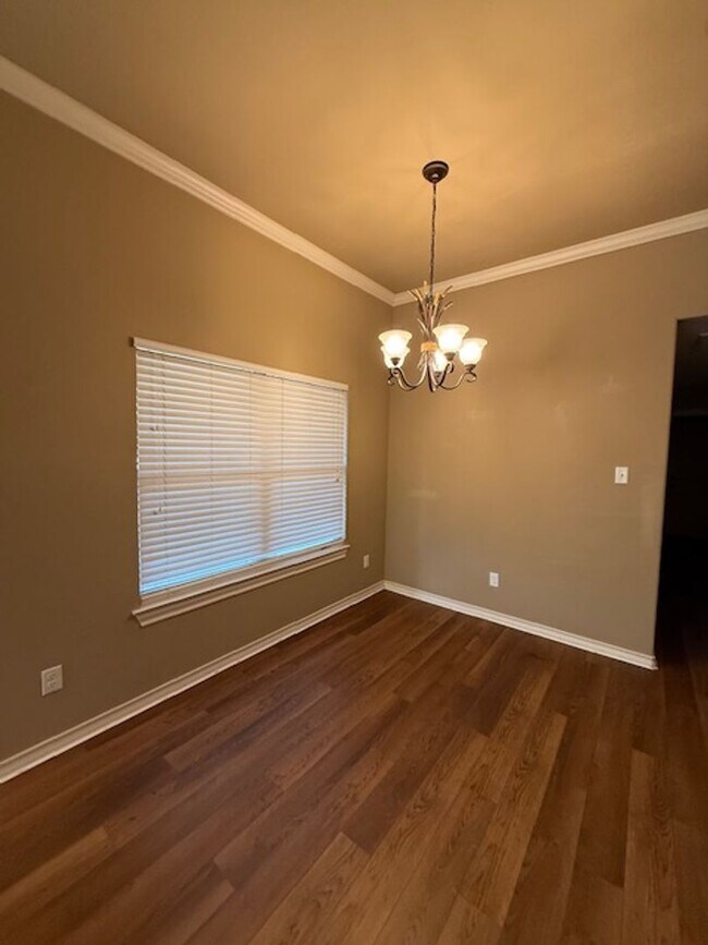 Photo - 2312 Independence Blvd