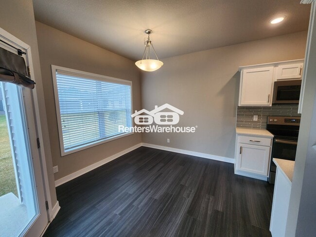 Photo - 2829 NW Lois Ln