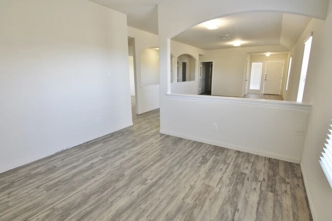 Photo - 3839 Cary Creek Dr