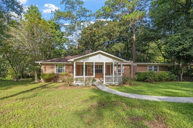 Photo - 1142 Old Fort Dr