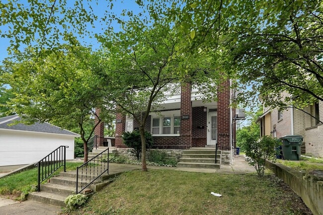 Photo - 366 Berkeley Rd