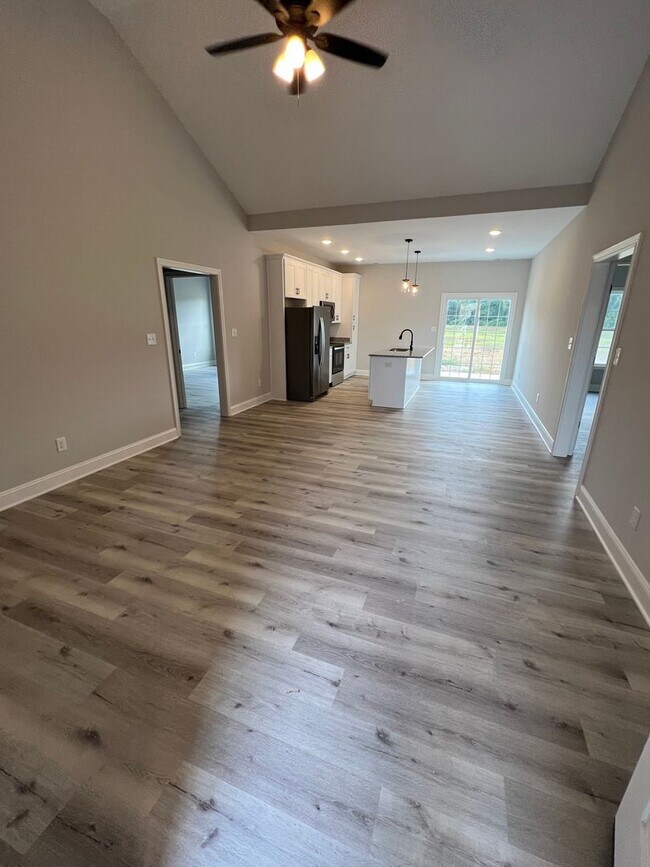 Photo - 1217 Shallowford St