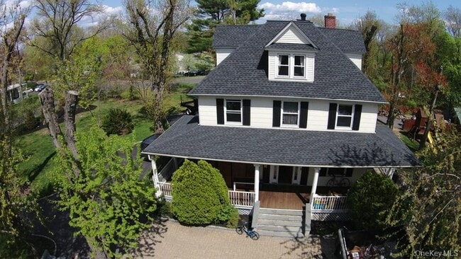 Building Photo - 234 Manor Blvd