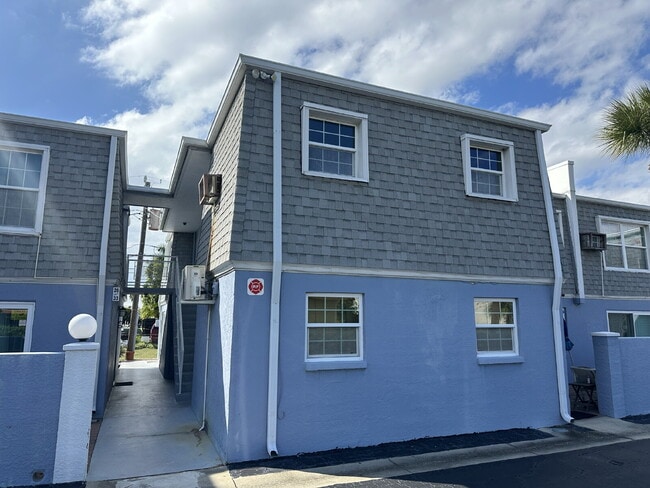 Photo - Riverside Community Essex House Unidad 28