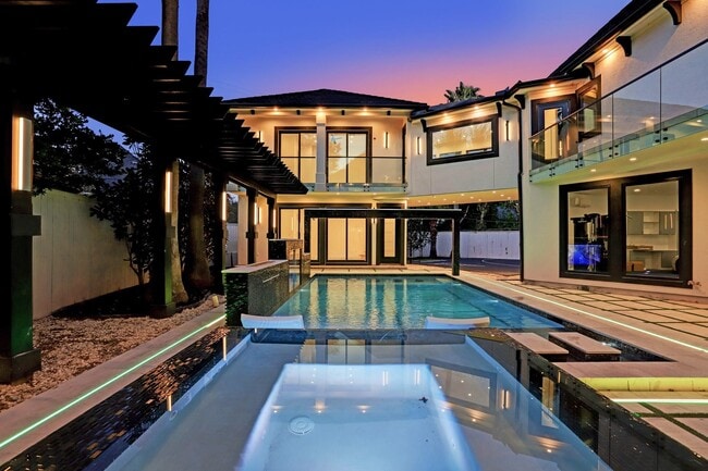 Photo - 5158 Huckleberry Cir