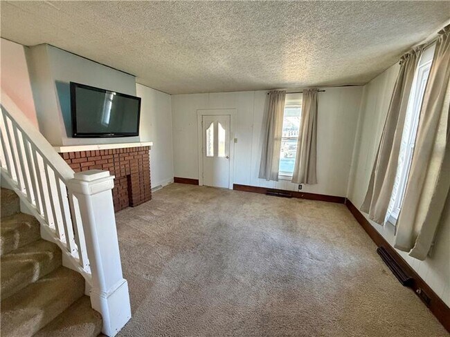 Photo - 433 New York Ave