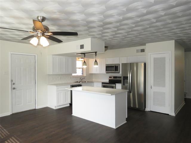 Photo - 10903 Lake Gardens Dr