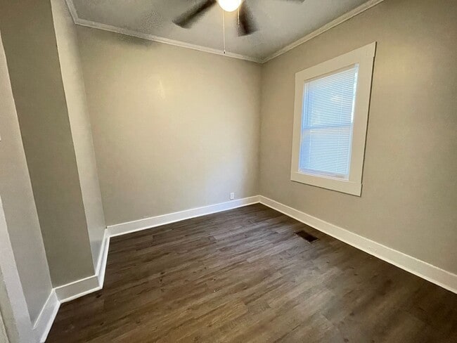 Photo - Navajo Unit B