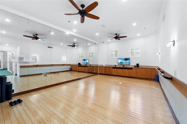 Photo - 3145 NE 184th St Unidad 5305