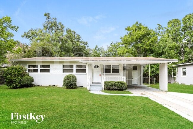 Building Photo - 6421 Burgundy Rd S Rental