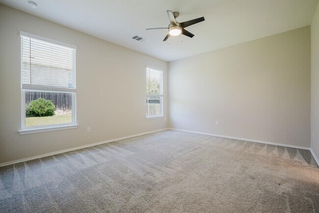 Photo - 7924 Crystalbrook W