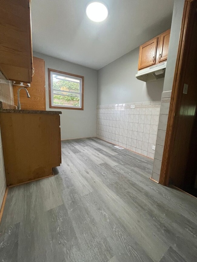 Photo - Beautiful and spacious 2 Bedroom 1 Bath house in Lansing, IL MUST SEE