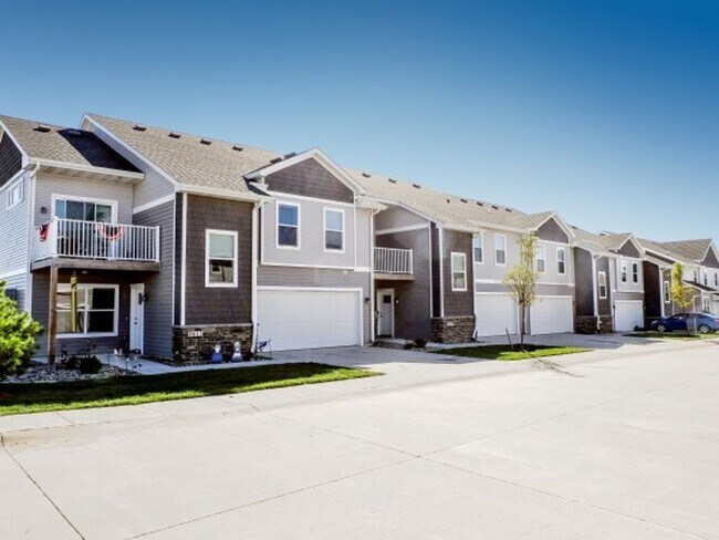 Photo - Ledgestone Townhomes