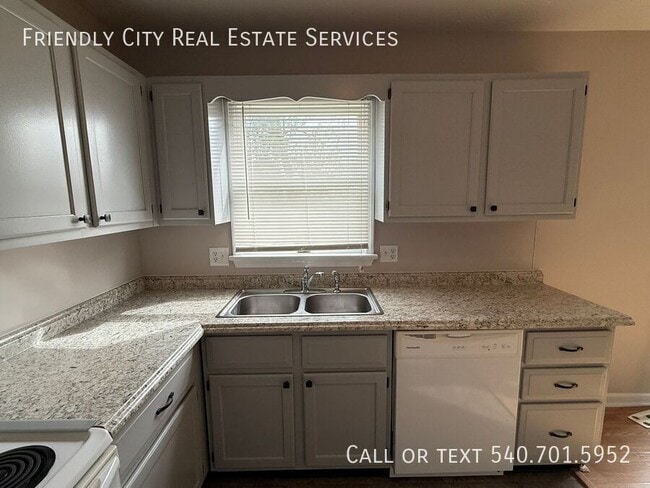Photo - 811 Vine St