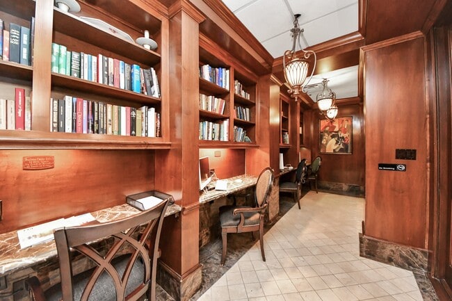 Photo - 3525 Sage Rd Unit 1503