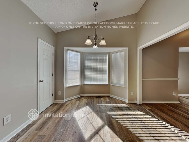 Photo - 112 Heathwick Dr