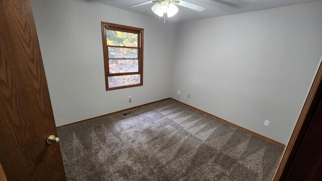 Photo - 1811 Miller Dr