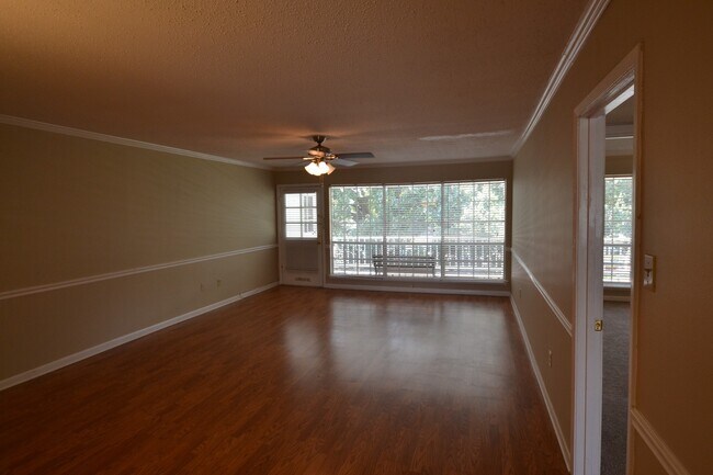 Photo - Gated Community!  2 bedroom, 2 bath Condo is excellent location off Jefferson Hwy