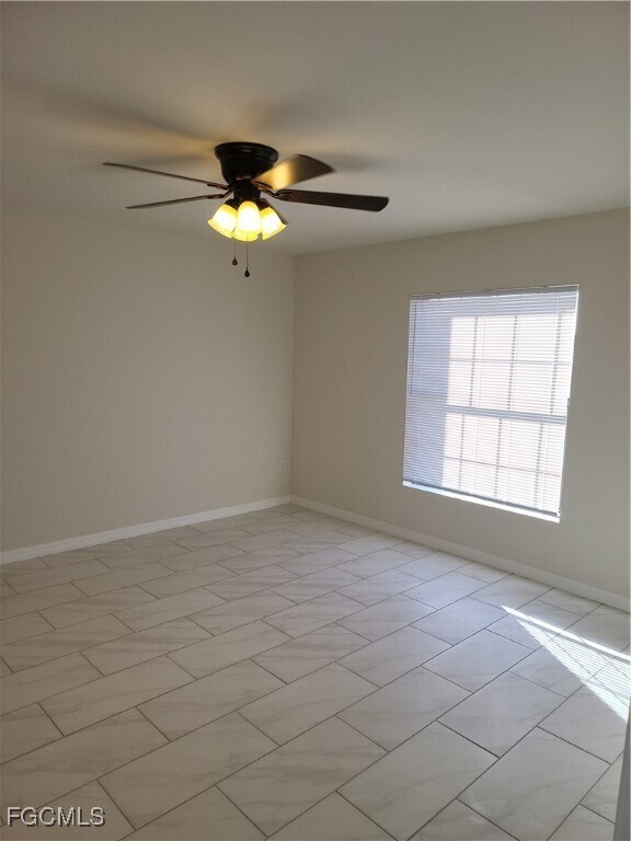 Photo - 1221 NE 10th Ln