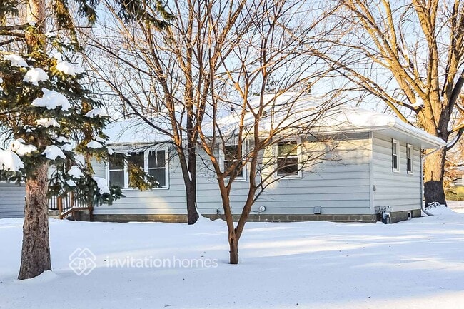 Photo - 816 81st Ave N