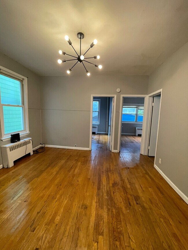 Photo - 215 Lexington Ave Unit 2